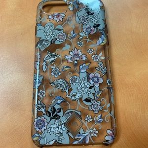 - - Vera Bradley iPhone 6/7 Paisley print phone case